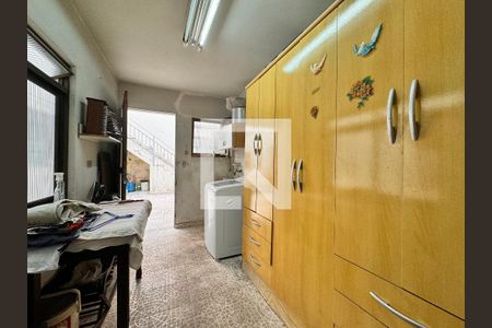 Casa à venda com 247m², 3 quartos e 4 vagasLavanderia