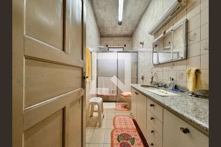 Casa à venda com 247m², 3 quartos e 4 vagasBanheiro