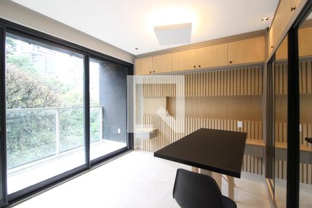 Sala/Quarto de kitnet/studio para alugar com 1 quarto, 27m² em Pinheiros, São Paulo