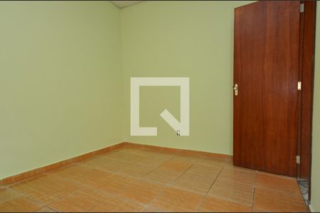 Casa para alugar com 2 quartos, 90m² em Pompéia, Belo Horizonte