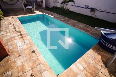 Casa à venda com 498m², 5 quartos e 8 vagas Casa à venda com 498m², 5 quartos e 8 vagasPisicna