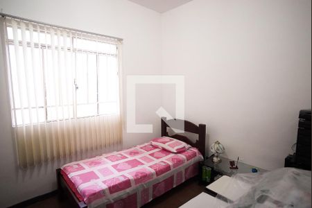 Casa à venda com 498m², 5 quartos e 8 vagas Casa à venda com 498m², 5 quartos e 8 vagasQuarto 3