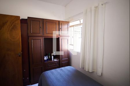 Casa à venda com 498m², 5 quartos e 8 vagas Casa à venda com 498m², 5 quartos e 8 vagasQuarto 4