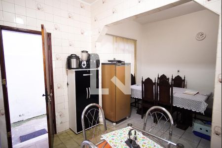 Casa à venda com 498m², 5 quartos e 8 vagas Casa à venda com 498m², 5 quartos e 8 vagasCozinha