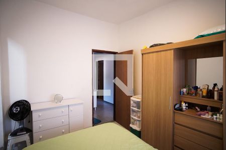 Casa à venda com 498m², 5 quartos e 8 vagas Casa à venda com 498m², 5 quartos e 8 vagasQuarto 2