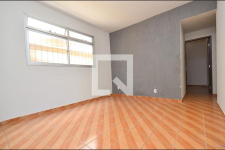 Sala de estar de apartamento para alugar com 3 quartos, 70m² em Conjunto Taquaril, Belo Horizonte