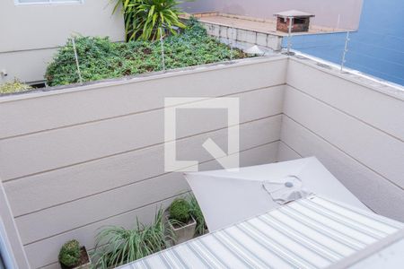 Casa à venda com 300m², 5 quartos e 4 vagas Casa à venda com 300m², 5 quartos e 4 vagasVista do Quarto 2