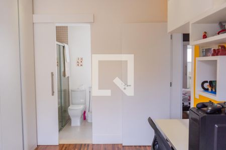 Casa à venda com 300m², 5 quartos e 4 vagas Casa à venda com 300m², 5 quartos e 4 vagasQuarto 2