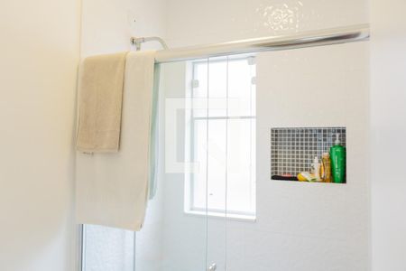 Casa à venda com 300m², 5 quartos e 4 vagas Casa à venda com 300m², 5 quartos e 4 vagasBanheiro 1