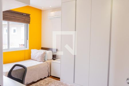 Casa à venda com 300m², 5 quartos e 4 vagas Casa à venda com 300m², 5 quartos e 4 vagasQuarto 2