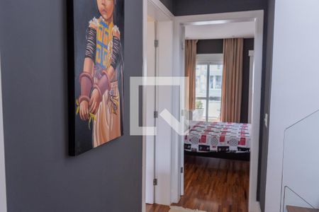 Casa à venda com 300m², 5 quartos e 4 vagas Casa à venda com 300m², 5 quartos e 4 vagasCorredor