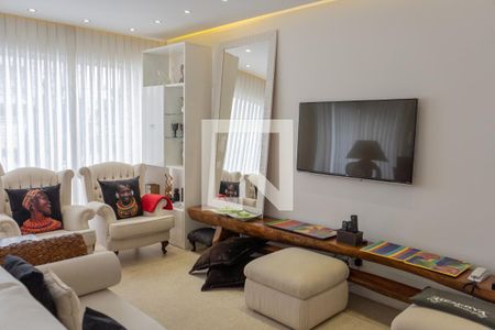 Sala de casa para alugar com 5 quartos, 250m² em Rio Pequeno, São Paulo