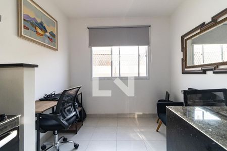 Apartamento à venda com 32m², 2 quartos e sem vaga Apartamento à venda com 32m², 2 quartos e sem vagaSala