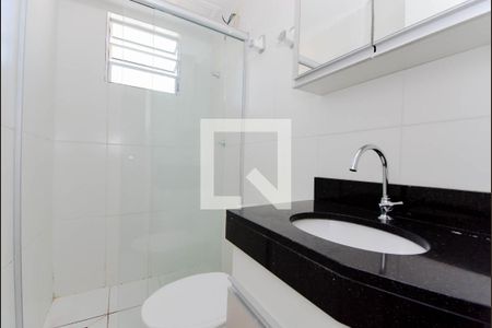 Apartamento para alugar com 56m², 2 quartos e 1 vagaBanheiro 
