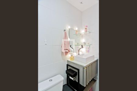Banheiro de apartamento para alugar com 2 quartos, 44m² em Vila Pirituba, São Paulo
