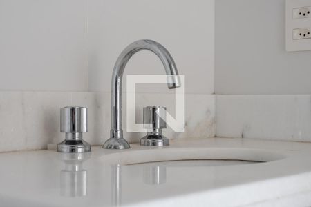 Apartamento à venda com 64m², 2 quartos e 2 vagasBanheiro Social