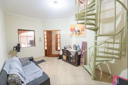 Antesala de casa para alugar com 3 quartos, 320m² em Alto São Pedro, Taubaté