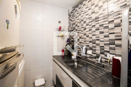 2 Cozinha de kitnet/studio para alugar com 1 quarto, 27m² em Campos Elíseos, São Paulo