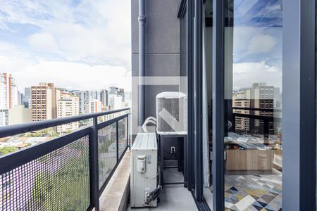 Varanda de apartamento à venda com 1 quarto, 50m² em Pinheiros, São Paulo
