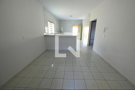 Sala/Cozinha de casa para alugar com 2 quartos, 118m² em Setor Morada do Sol, Goiânia