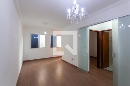 Sala de casa à venda com 2 quartos, 72m² em Maria Helena, Belo Horizonte