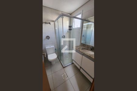 Banheiro da Suíte de apartamento para alugar com 1 quarto, 52m² em Embaré, Santos
