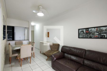 Sala de apartamento para alugar com 2 quartos, 70m² em Real, Praia Grande