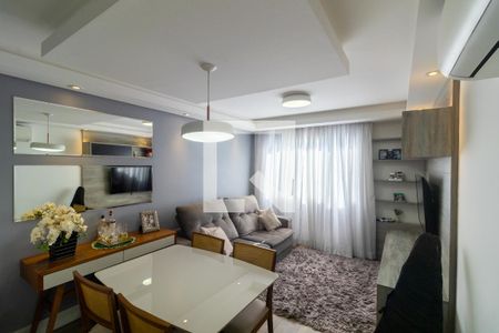 Sala de casa de condomínio para alugar com 2 quartos, 140m² em Vila Ré, São Paulo