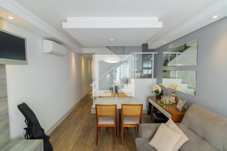 Casa de Condomínio para alugar com 2 quartos, 140m² em Vila Ré, São Paulo