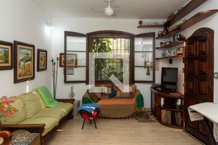 Sala 1 de casa para alugar com 3 quartos, 122m² em Taquara, Rio de Janeiro
