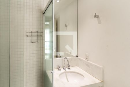 Studio para alugar com 38m², 1 quarto e 1 vaga Studio para alugar com 38m², 1 quarto e 1 vagaBanheiro