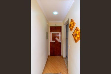 Hall de entrada de apartamento à venda com 2 quartos, 63m² em Vila Ivone, São Paulo