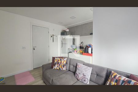 Sala de apartamento para alugar com 2 quartos, 38m² em Usina Piratininga, São Paulo