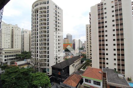 Vista da Sala de apartamento para alugar com 3 quartos, 110m² em Indianópolis, São Paulo
