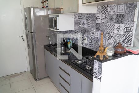 Cozinha de apartamento para alugar com 1 quarto, 48m² em Parque Munhoz, São Paulo