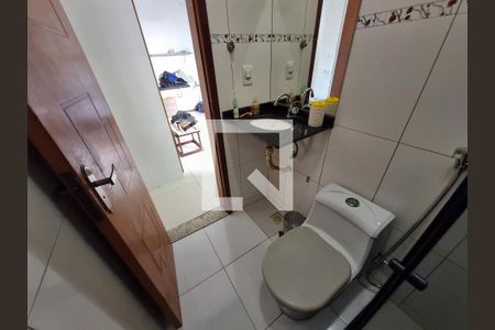Banheiro 1 de casa de condomínio para alugar com 2 quartos, 150m² em Madureira, Rio de Janeiro