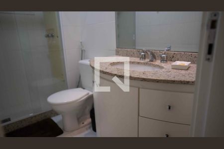 Apartamento à venda com 118m², 3 quartos e 2 vagasBanheiro da Suíte 3