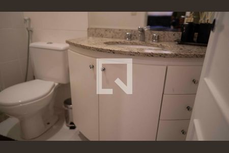 Apartamento à venda com 118m², 3 quartos e 2 vagasBanheiro da Suíte 2