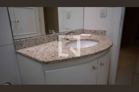 Apartamento à venda com 118m², 3 quartos e 2 vagasBanheiro da Suíte 3