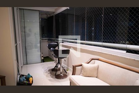 Apartamento à venda com 118m², 3 quartos e 2 vagasVaranda