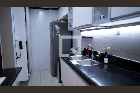 Apartamento à venda com 118m², 3 quartos e 2 vagasCozinha