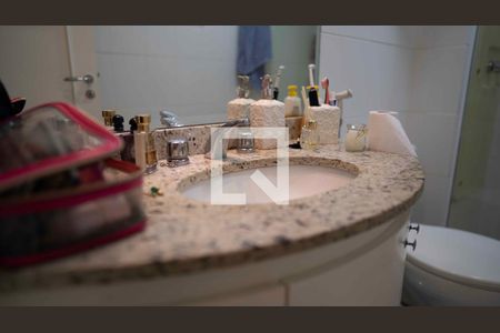 Apartamento à venda com 118m², 3 quartos e 2 vagasBanheiro da Suíte 1