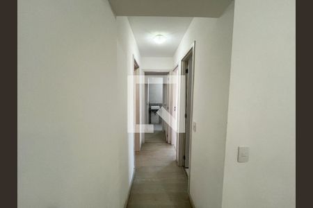 Corredor de apartamento à venda com 3 quartos, 70m² em Cidade Vargas, São Paulo