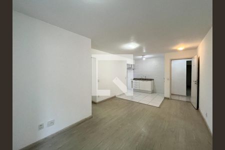 Sala de apartamento à venda com 3 quartos, 70m² em Cidade Vargas, São Paulo