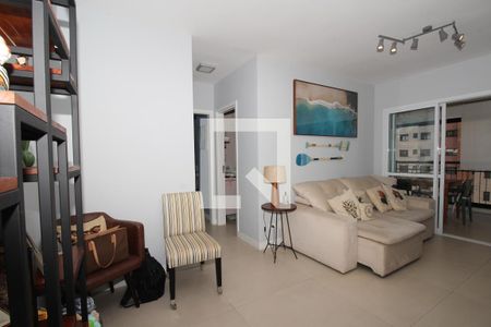 Sala de apartamento à venda com 2 quartos, 68m² em Vila Suzana, São Paulo