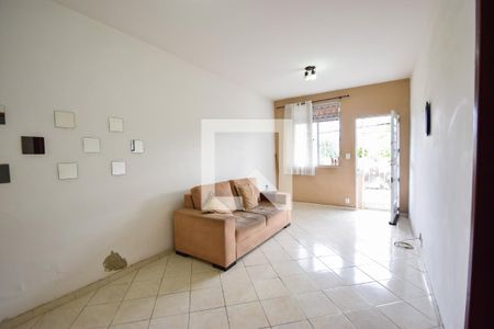 Sala de casa de condomínio à venda com 3 quartos, 130m² em Quintino Bocaiúva, Rio de Janeiro