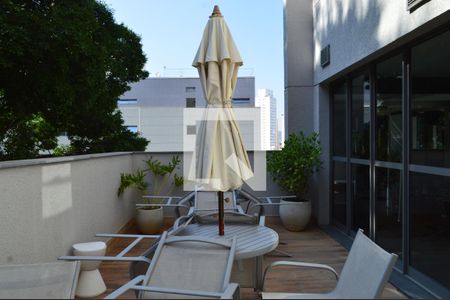 Studio à venda com 25m², 1 quarto e sem vagaPiscina