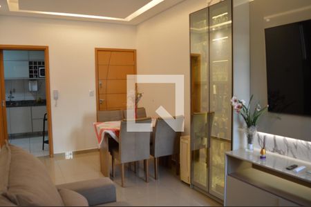 Sala de apartamento à venda com 3 quartos, 84m² em Europa, Contagem