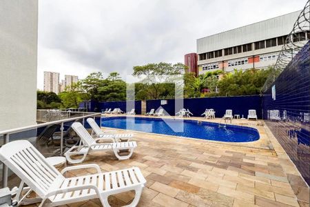 Apartamento à venda com 70m², 3 quartos e 1 vagaÁrea comum - Piscina
