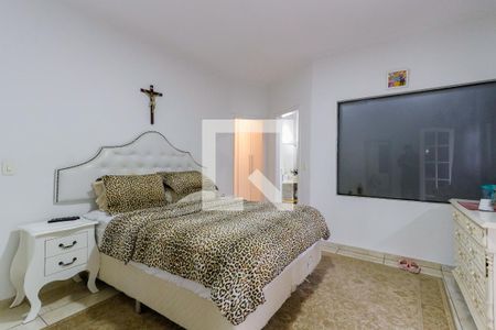 Casa à venda com 229m², 3 quartos e 8 vagas Casa à venda com 229m², 3 quartos e 8 vagasSuíte